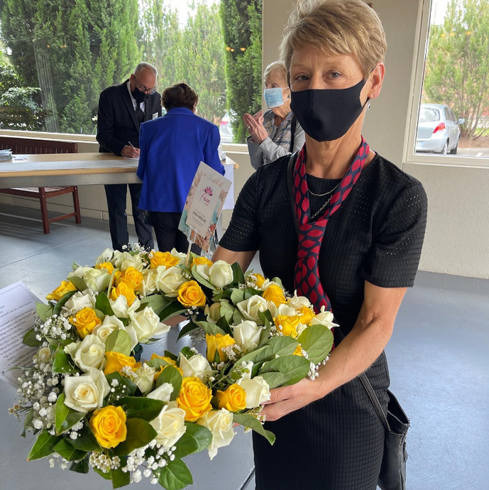 Expressing Condolences with Sympathy Flowers